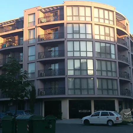 Rainbow 3- Apartment